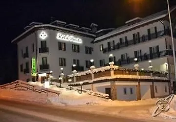 Pineta 3*
