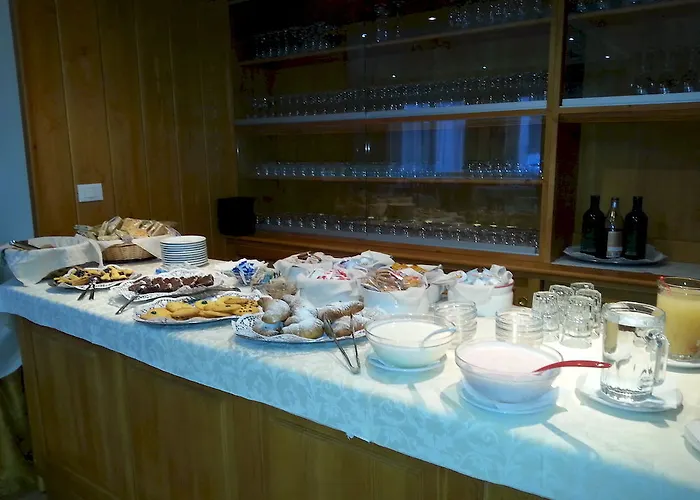 Hotel Pineta 3*